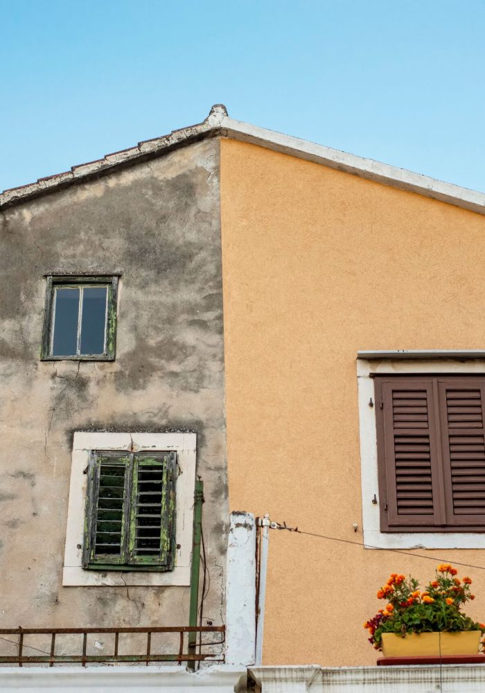 Ravalement de façade et peinture extérieur à Mouroux (77120) en Seine-et-Marne et en Ile-de-France